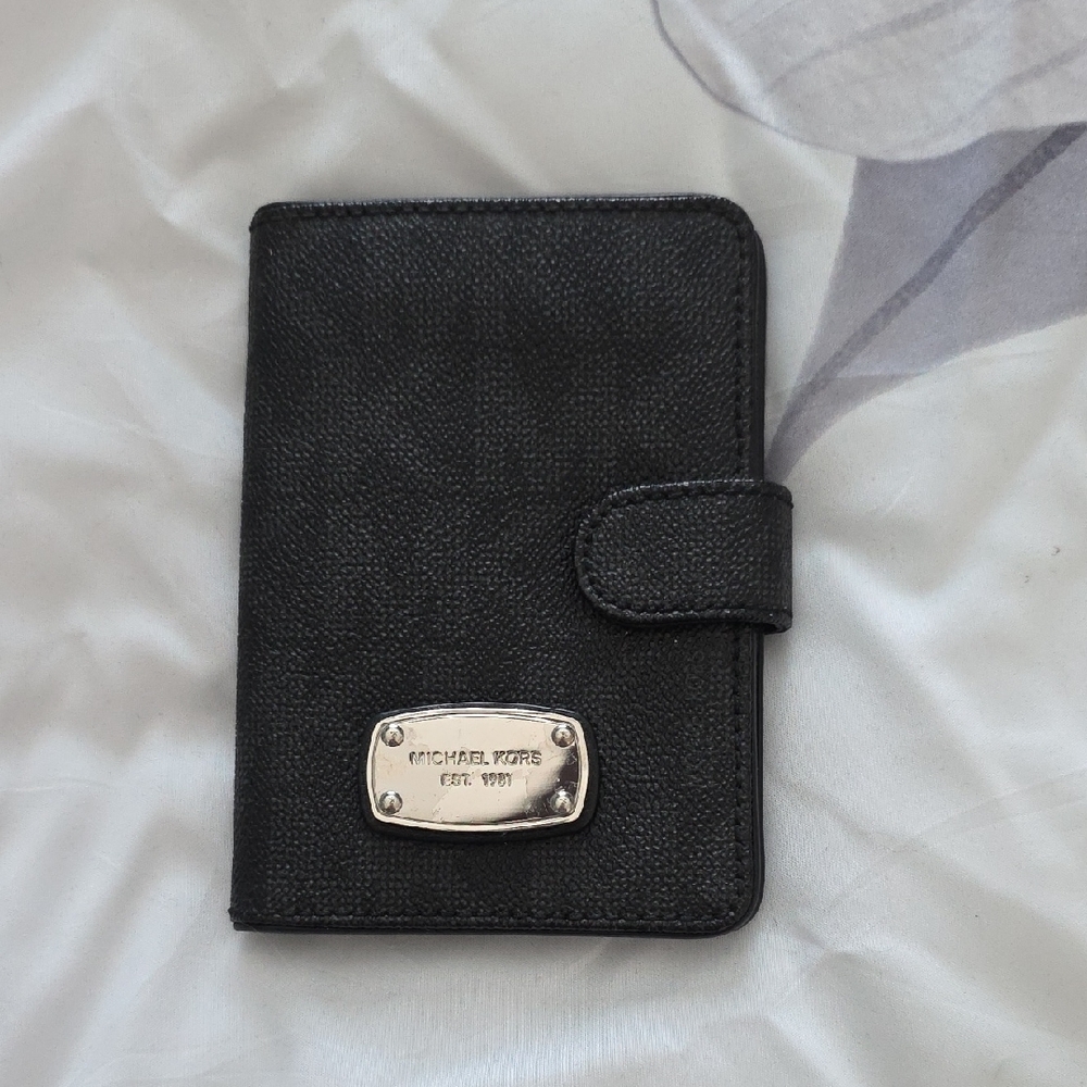 Michael Kors Black Textured Card Holder